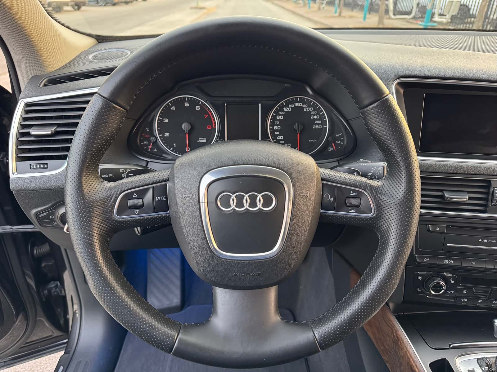 Audi Q5, 2012 9