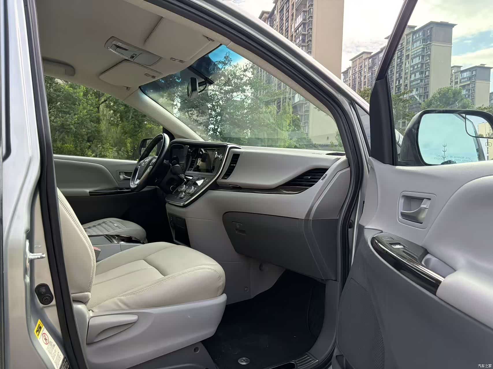 Toyota Sienna, 2017 15