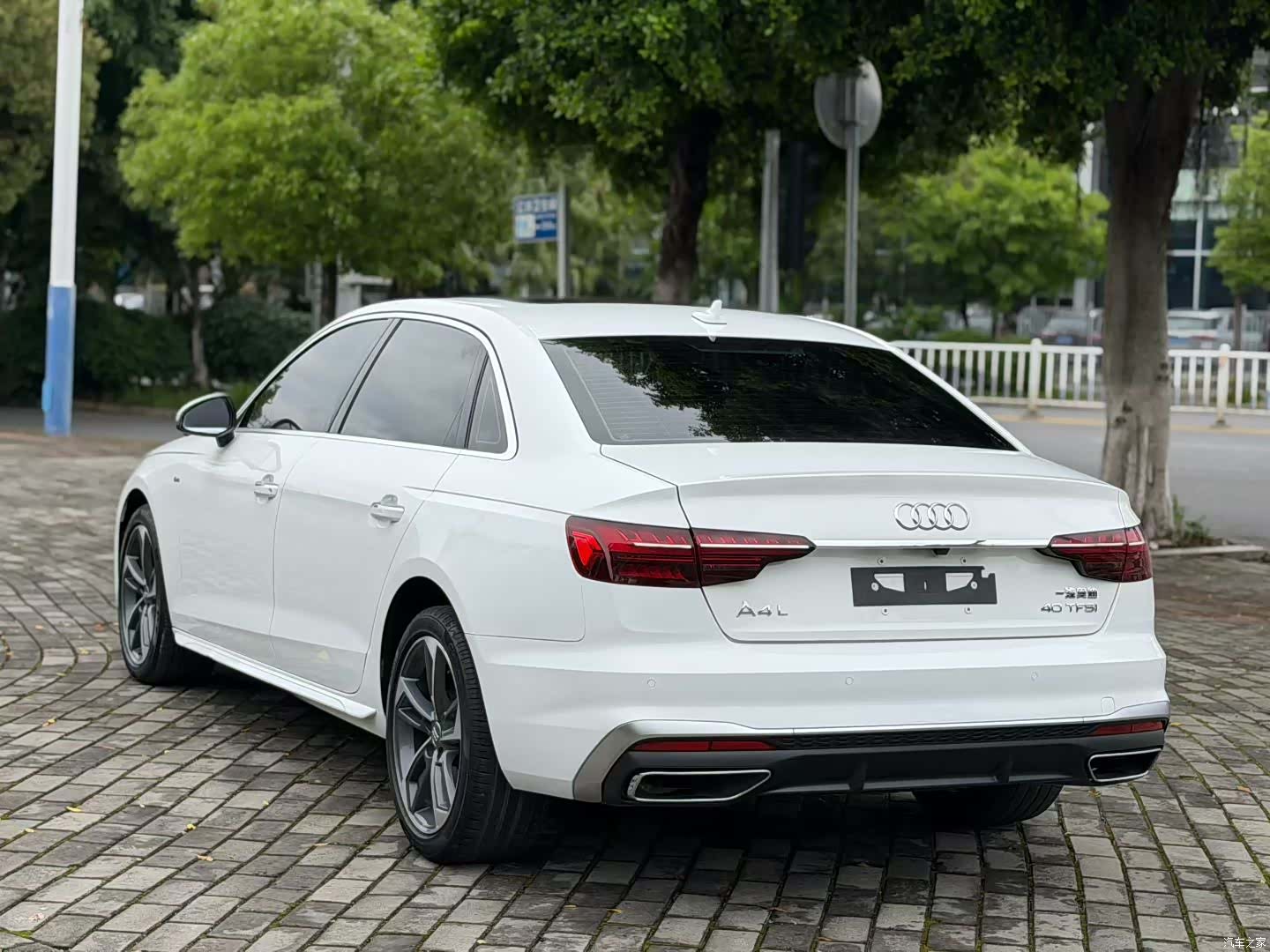 Audi A4L, 2020 6