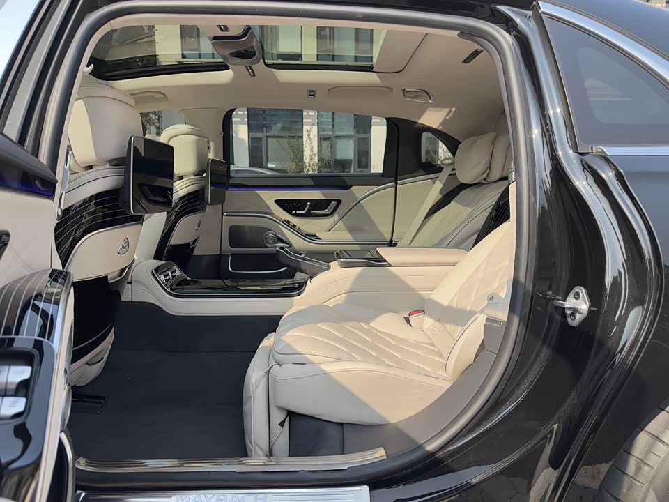 Mercedes-Benz Maybach S-class