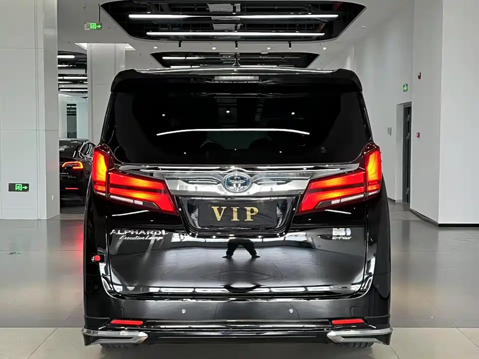 Toyota Elfa Toyota Elfa