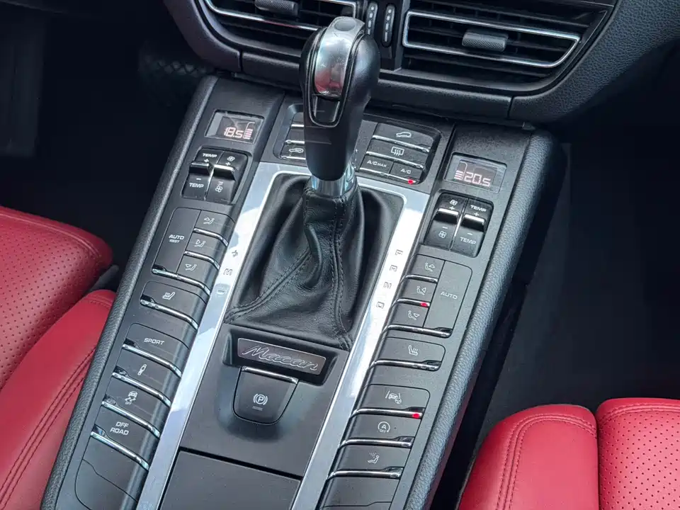 Porsche Macan Porsche Macan
