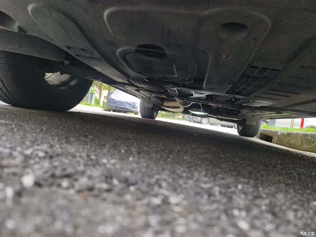 Kia KX7, 2018 23