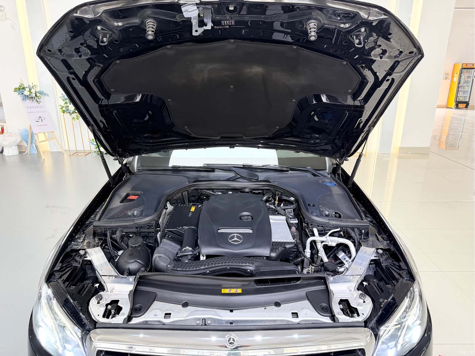 Mercedes-Benz E-Class, 2018 9