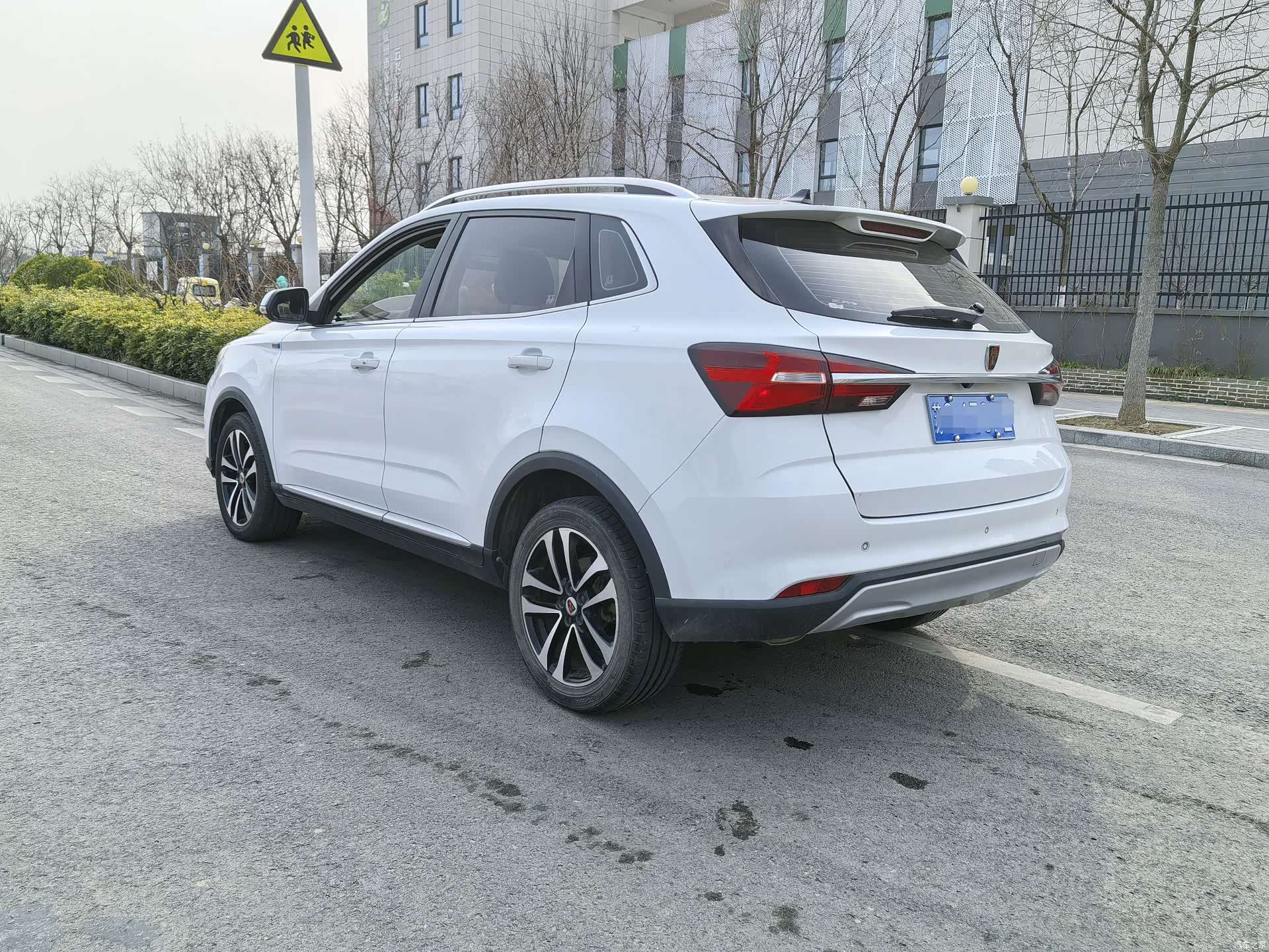 Roewe RX3, 2018 6