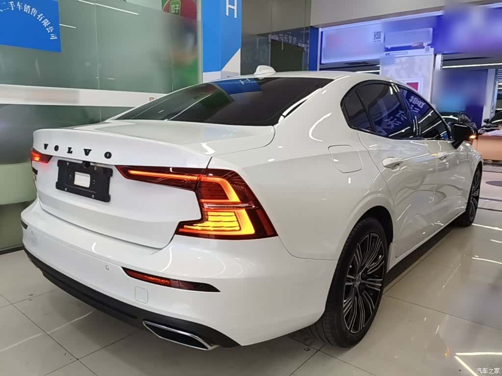 Volvo S60, 2022 7