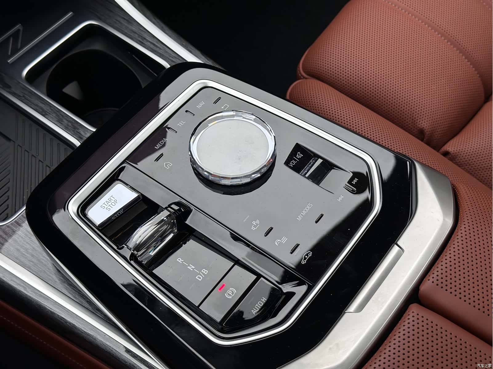 BMW i7, 2025 7