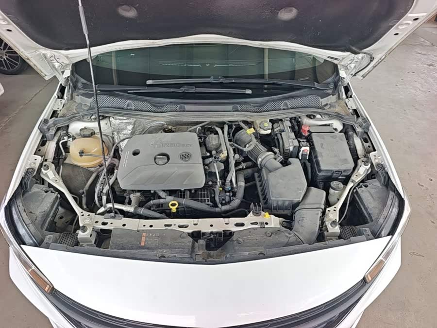 Buick Velar 2020, фото 20