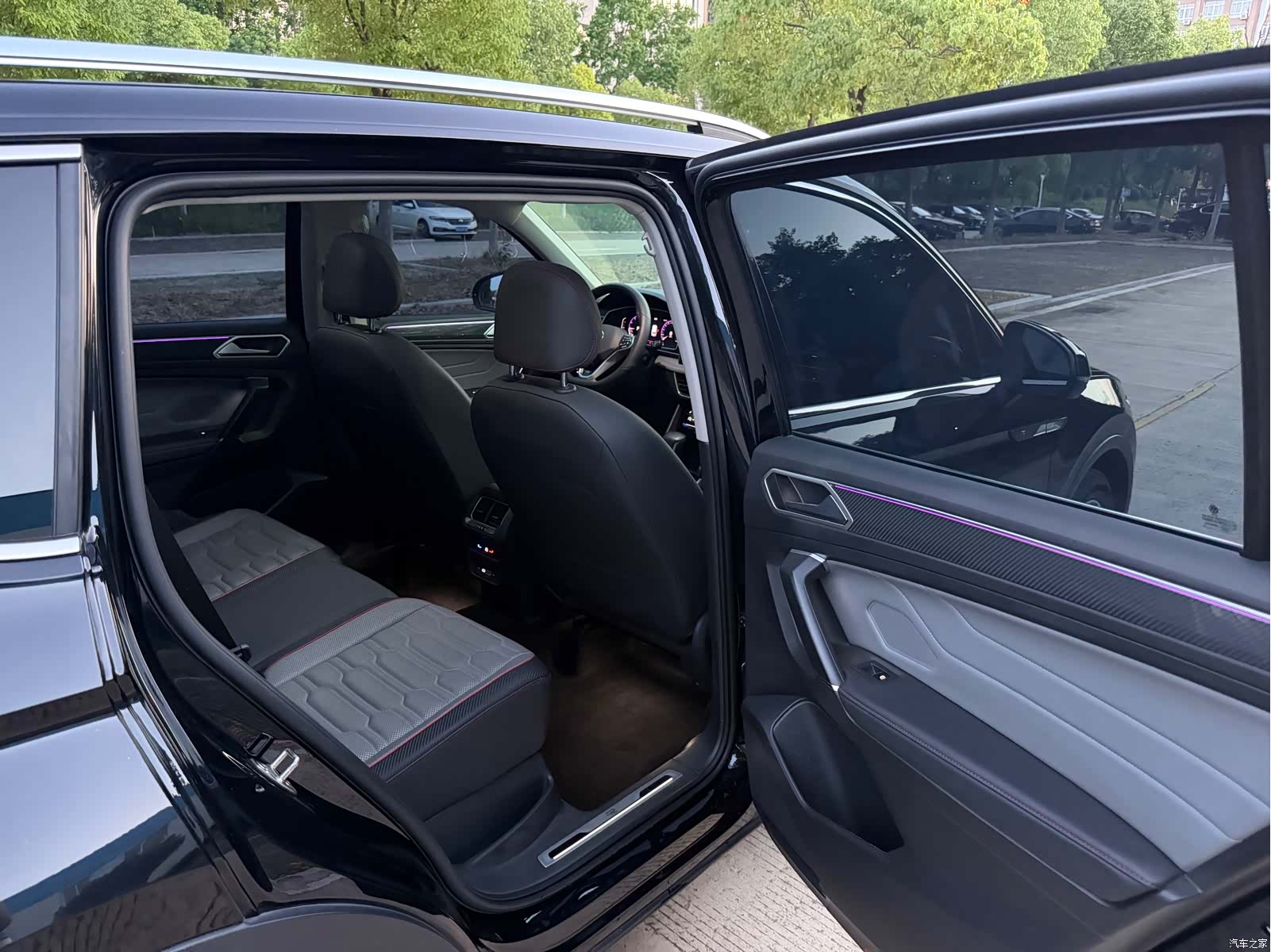 Volkswagen Tiguan L, 2022 8