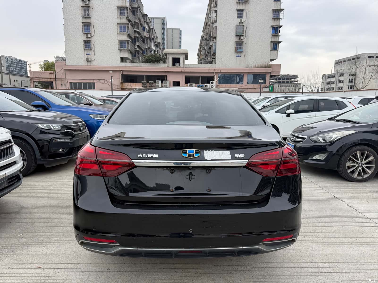 Geely Emgrand, 2018 все фото