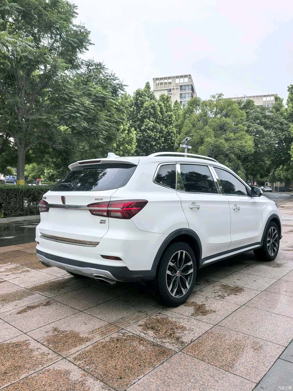 Roewe RX5, 2016 4