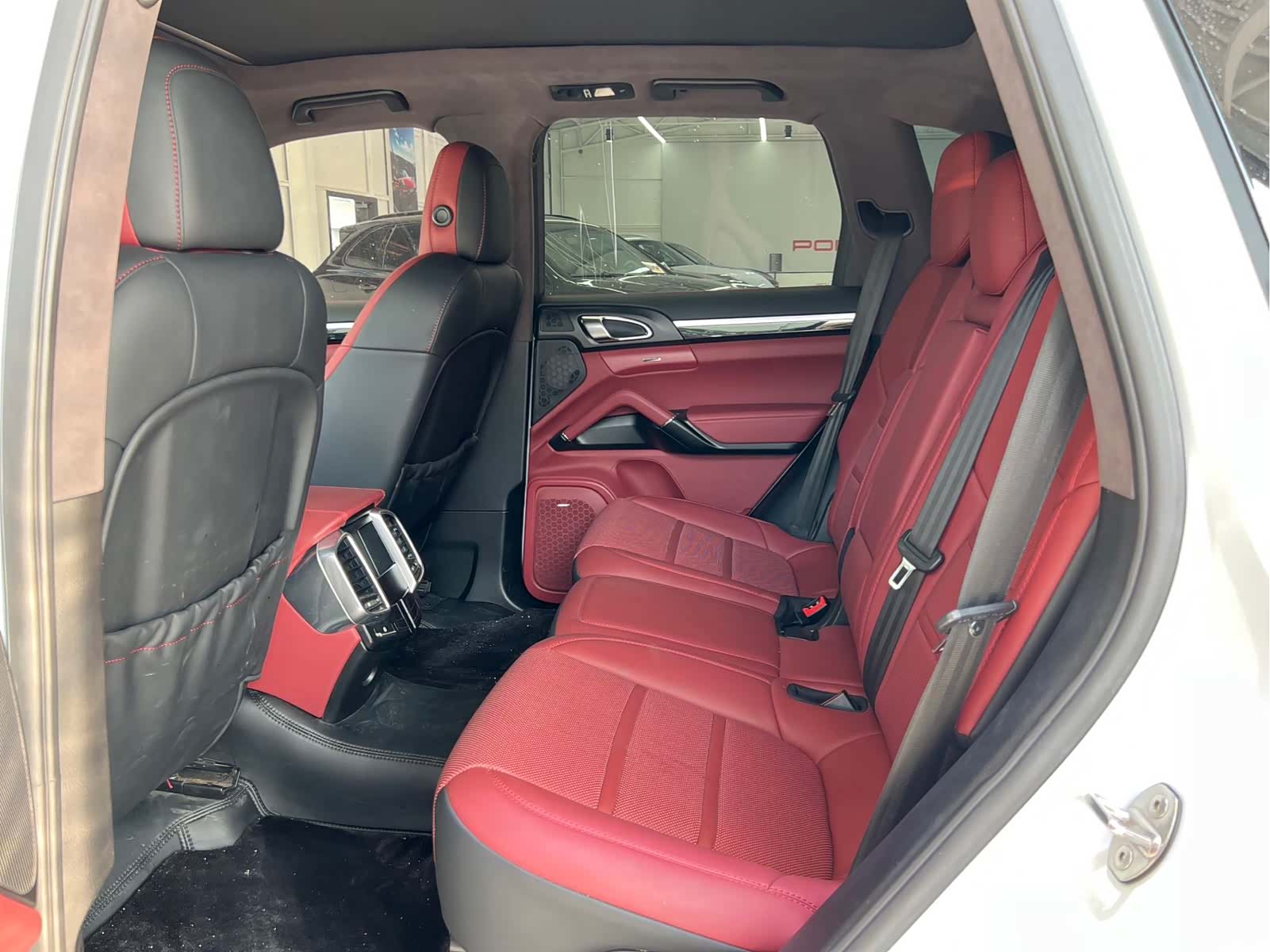 Porsche Cayenne, 2012 8