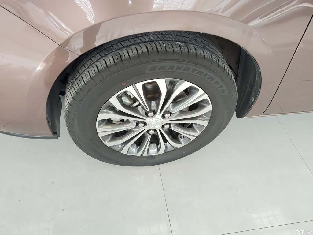Buick GL8, 2020 25