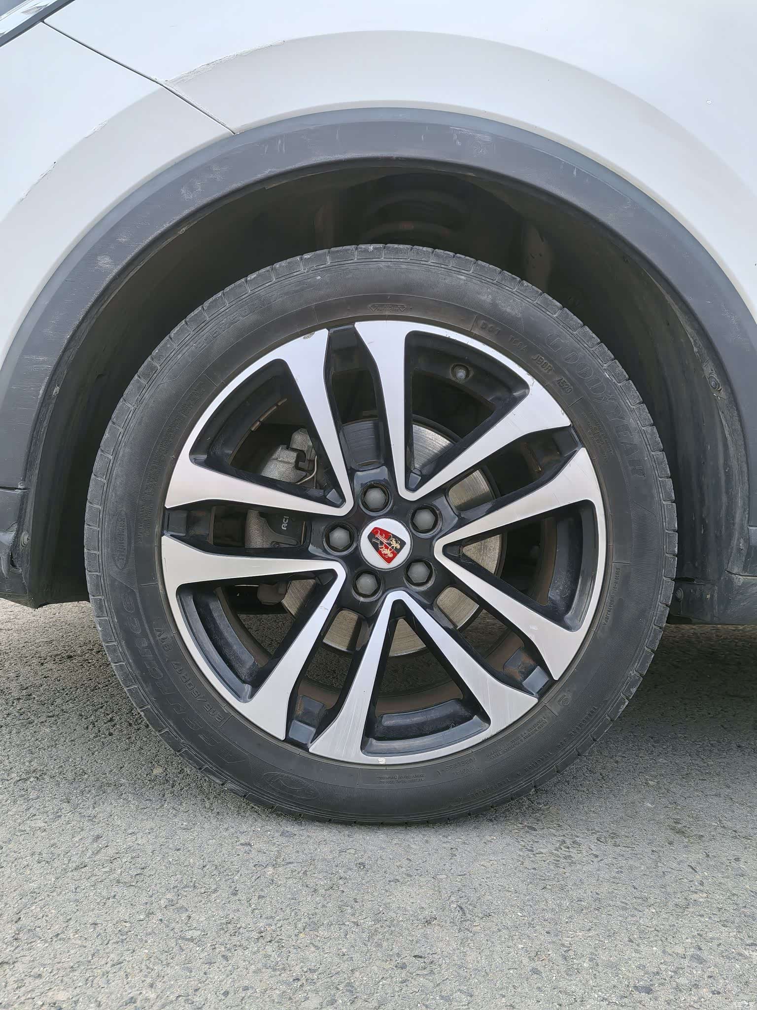 Roewe RX3, 2018 16