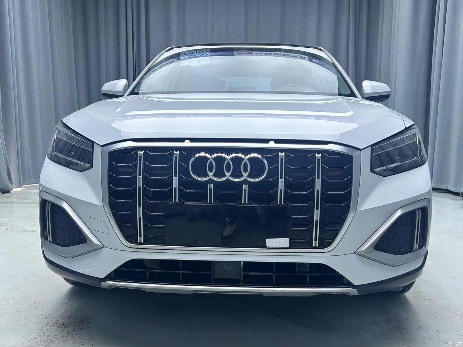 Audi Q2L, 2023 2