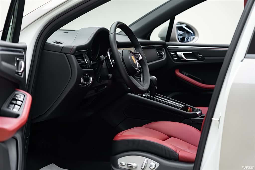 Porsche Macan, 2023 8