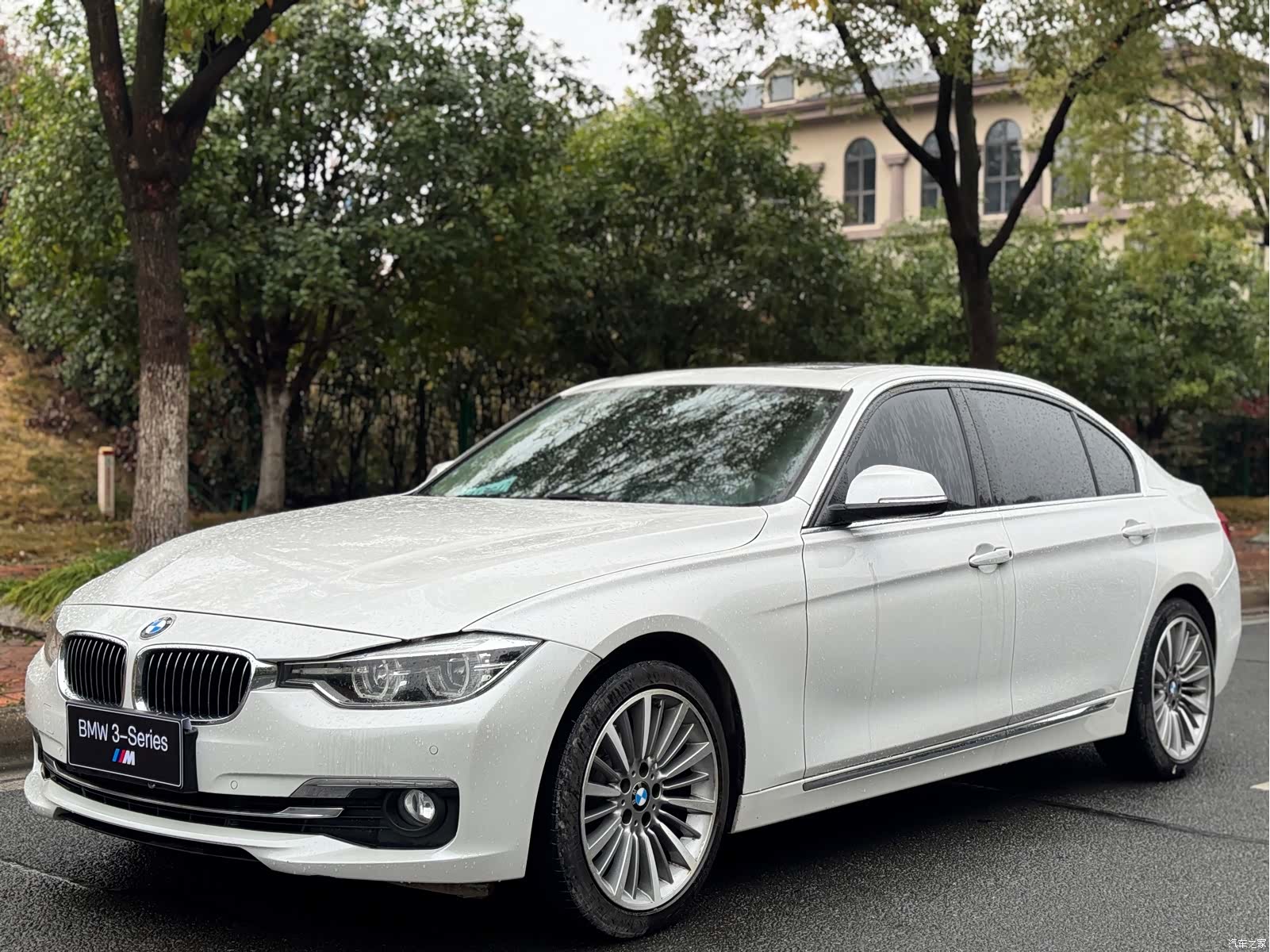BMW 3 Series, 2018 1