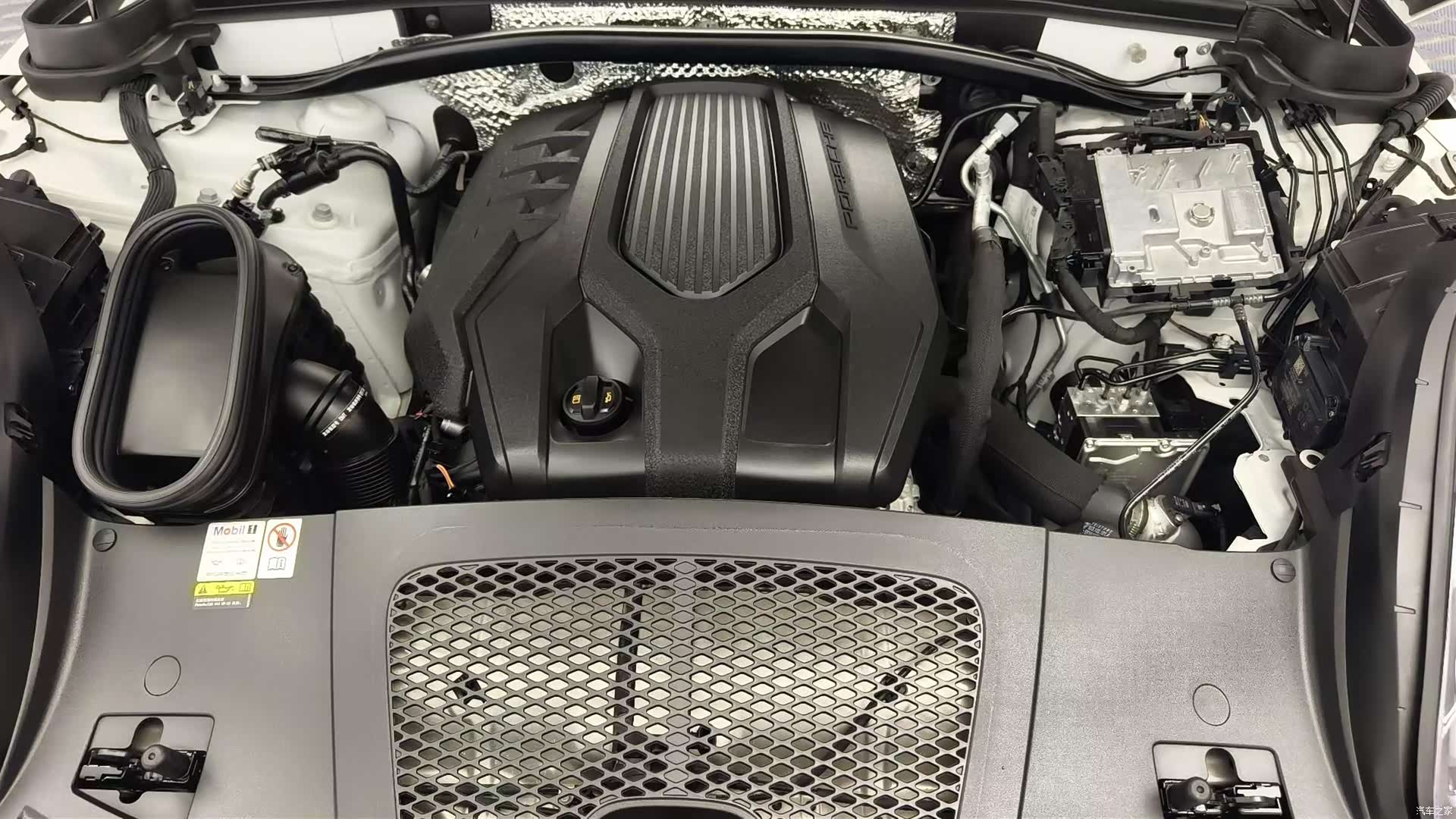 Porsche Macan, 2023 13