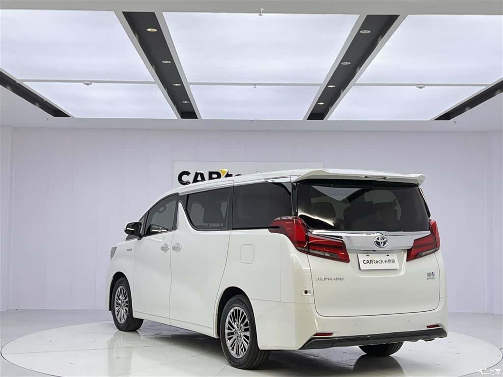 Toyota Alphard, 2020 7
