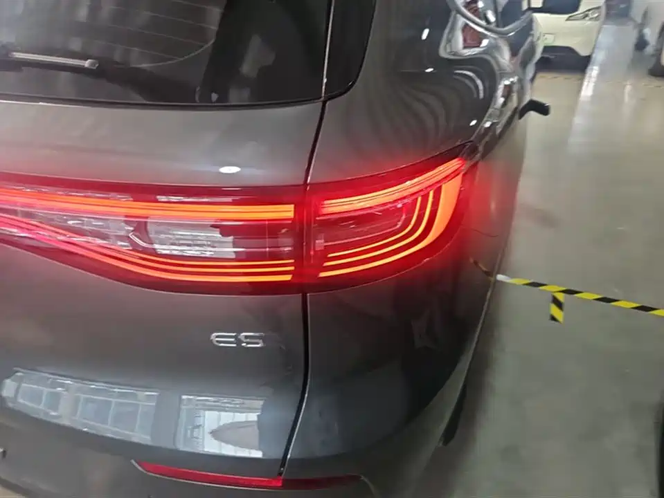 Geely Galaxy Galaxy E5