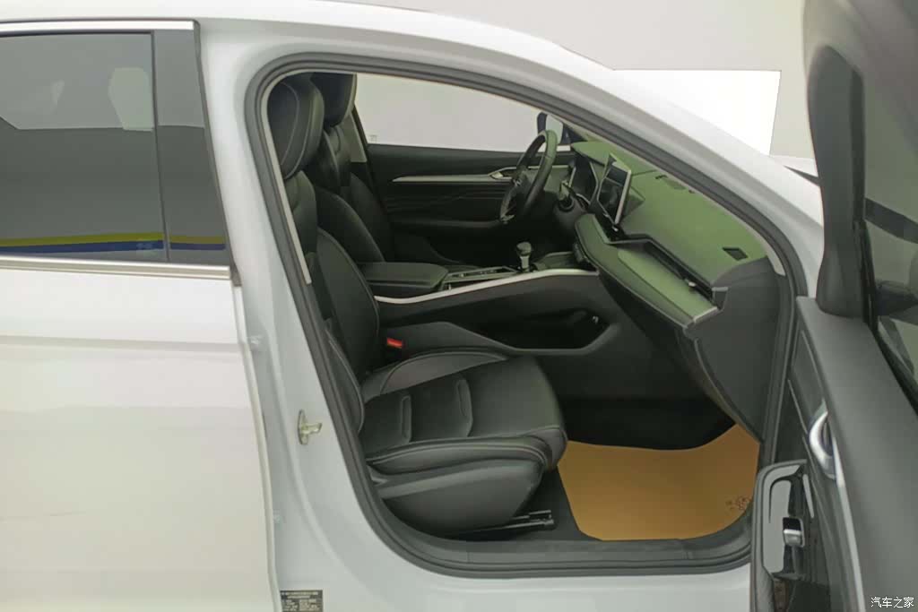 Geely Preface, 2023 8