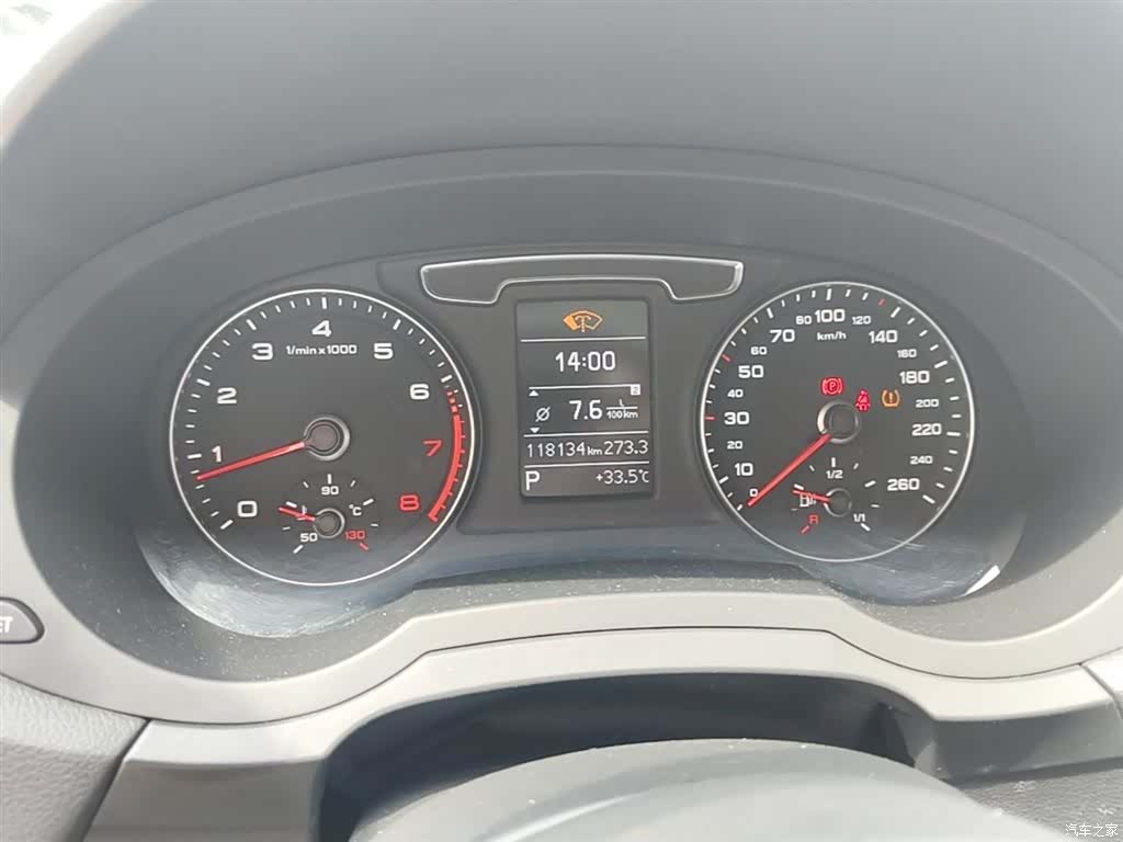 Audi Q3, 2018 12