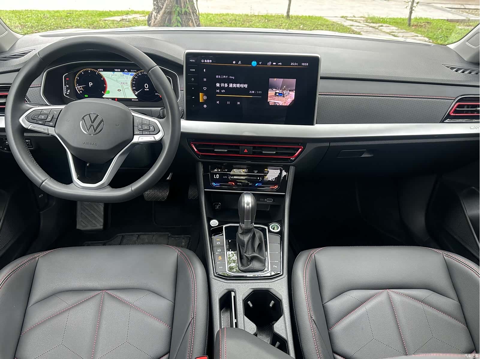 Volkswagen Lavida, 2024 4