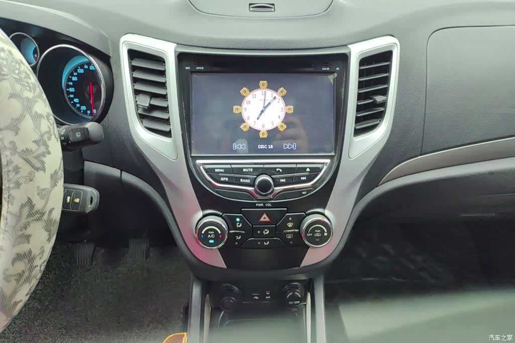 Changan CS35, 2015 13