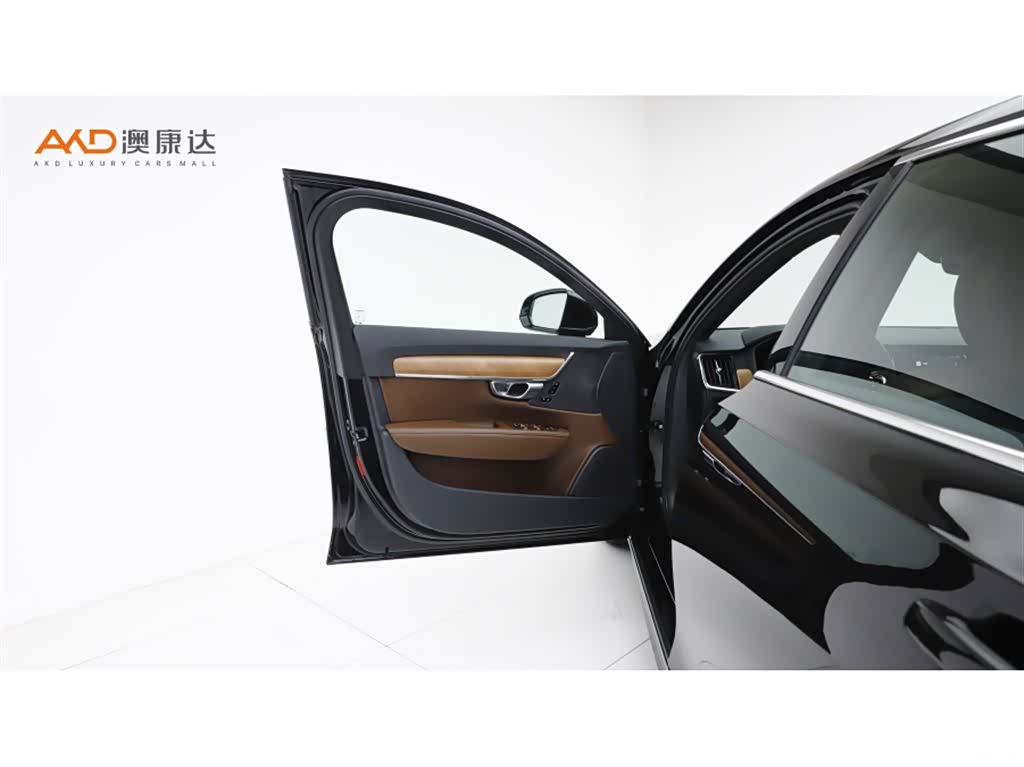 Volvo S90, 2023 10