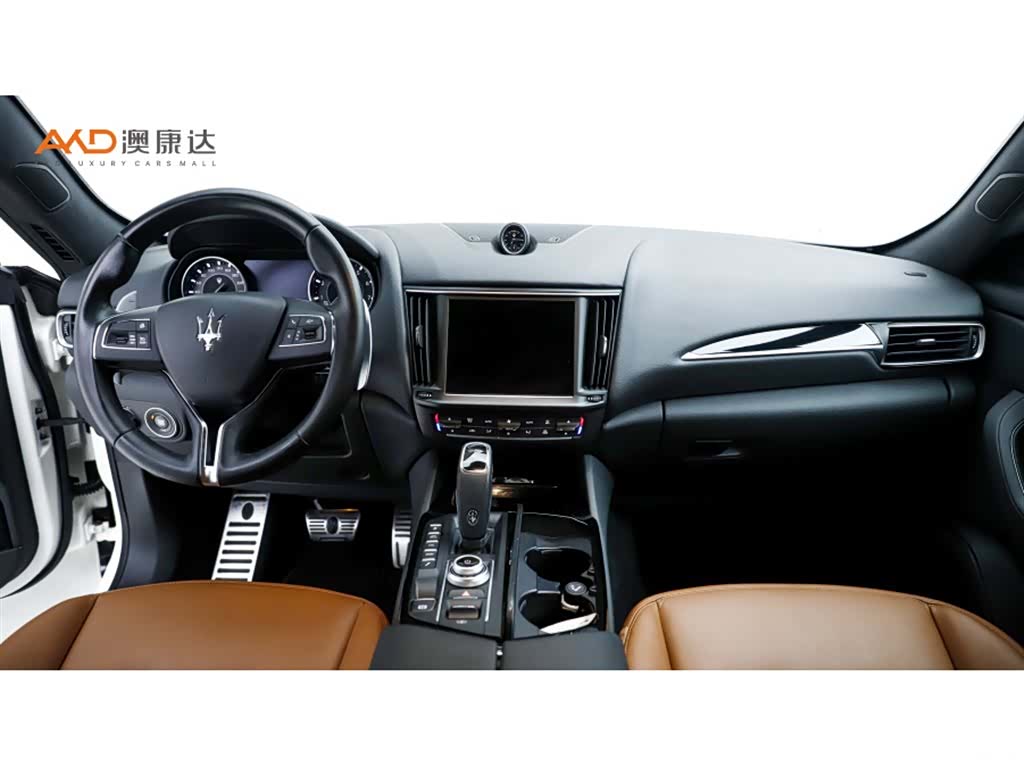 Maserati Levante, 2022 все фото