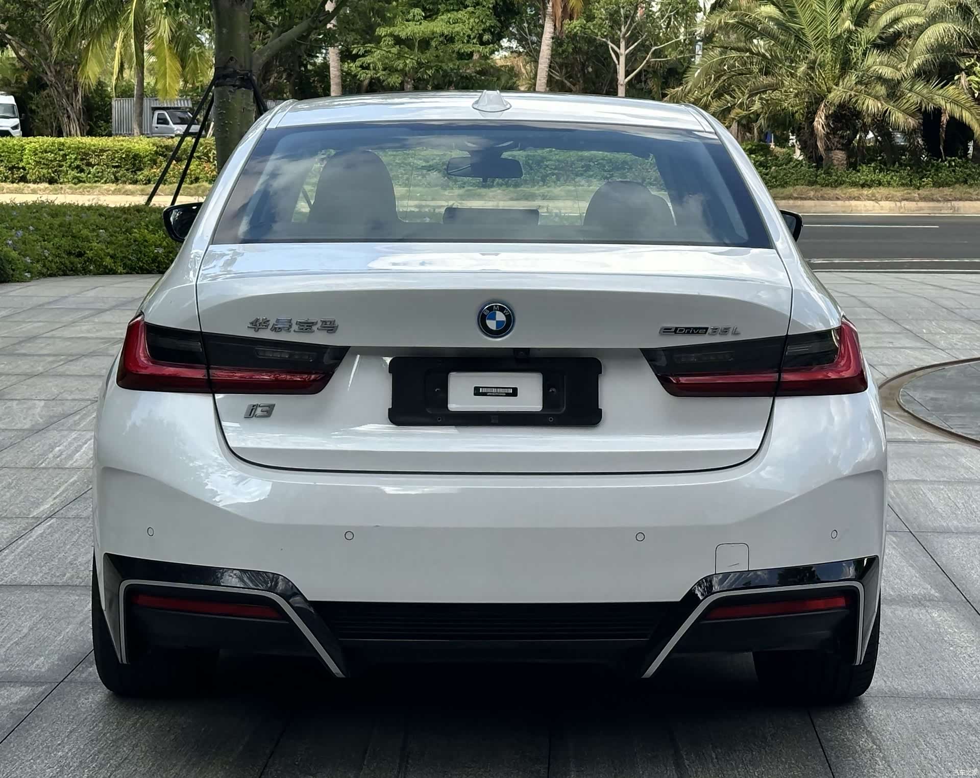 BMW i3, 2023 8