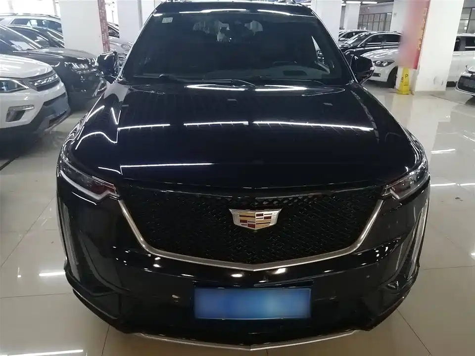 Cadillac XT6