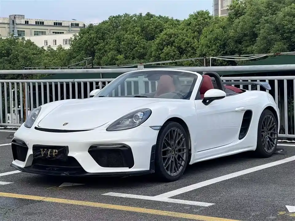 Porsche 718