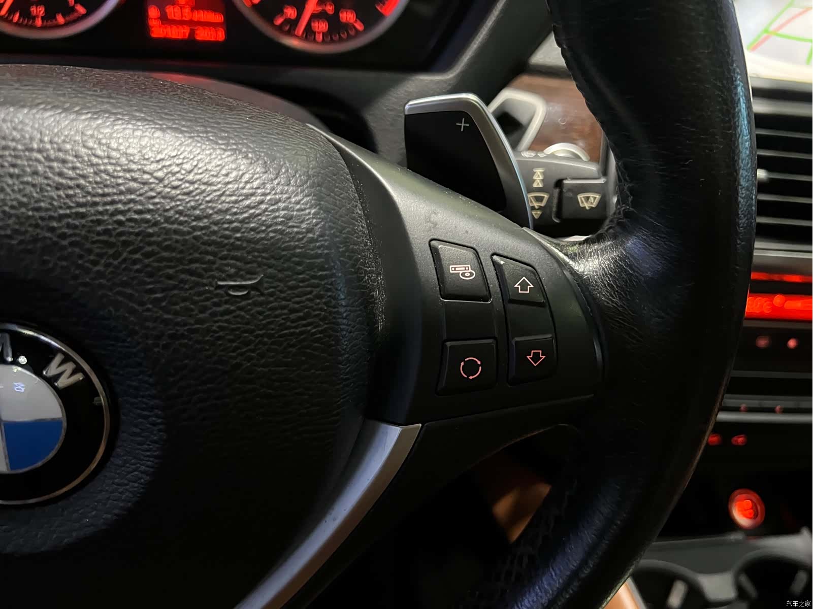 BMW X6, 2012 15