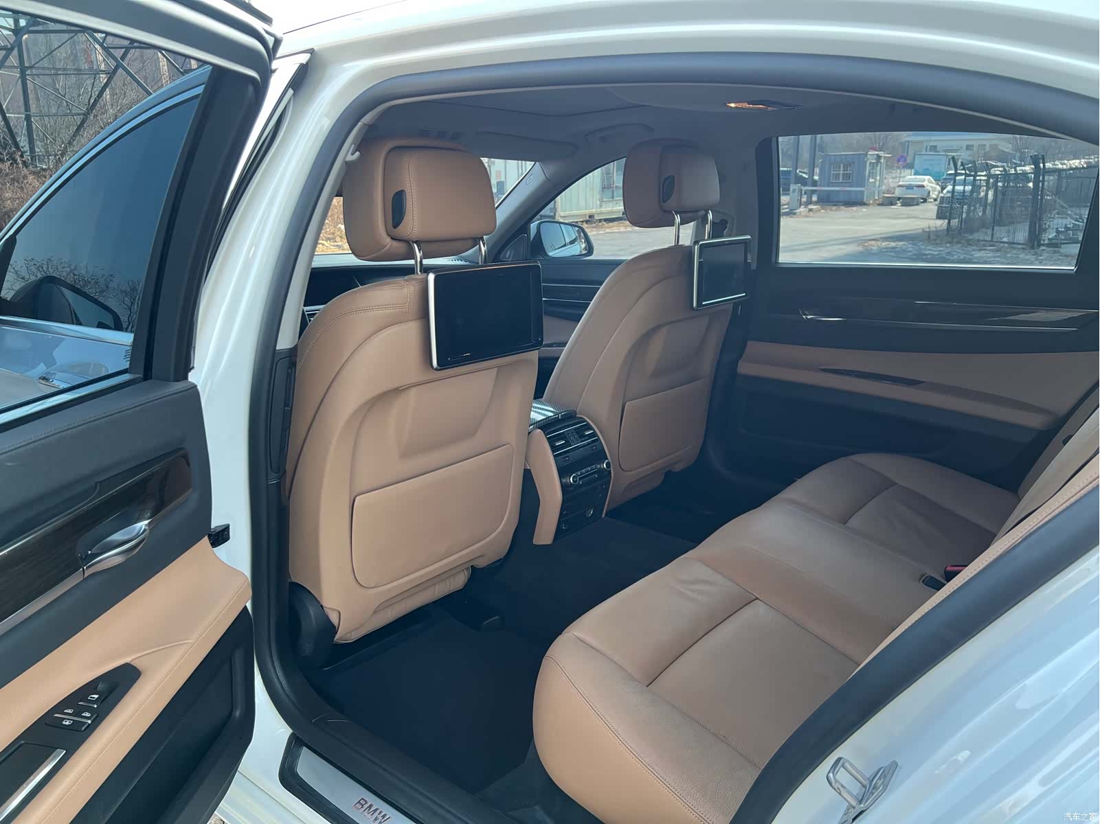 BMW 7 Series, 2014 11