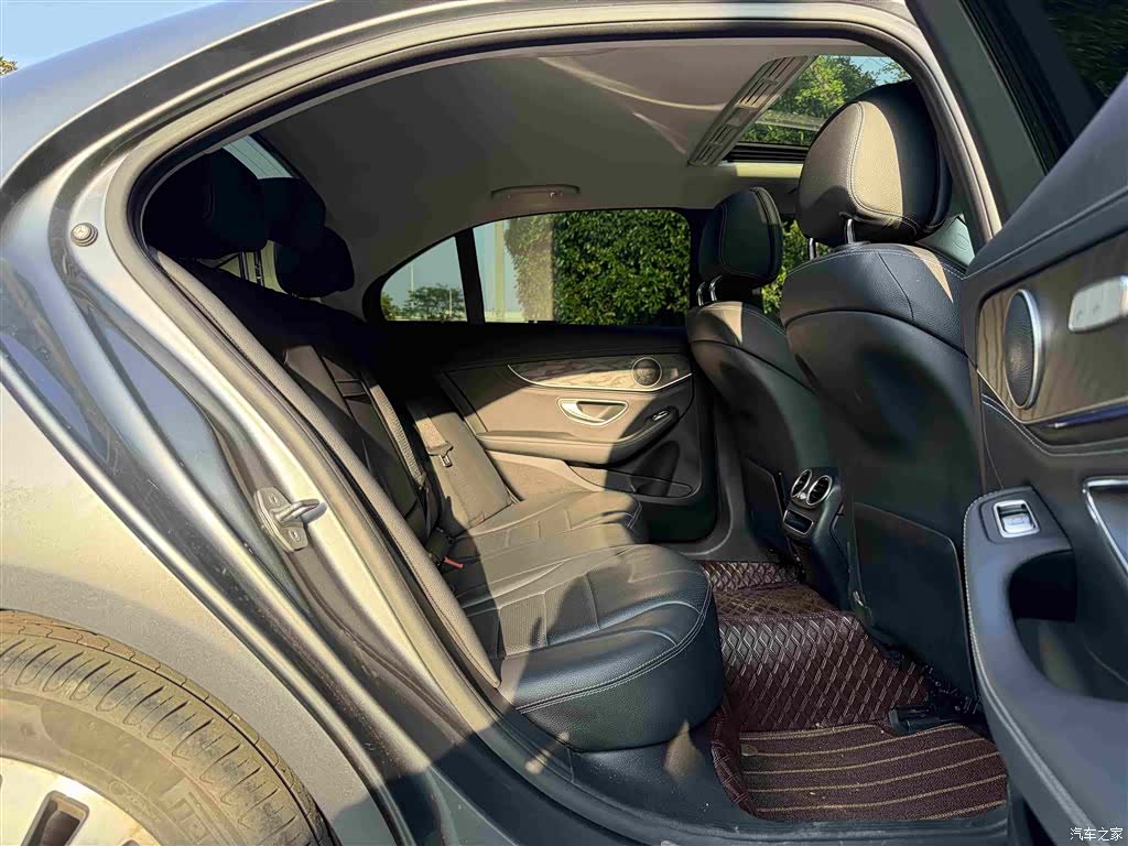 Mercedes-Benz C-Class, 2020 11