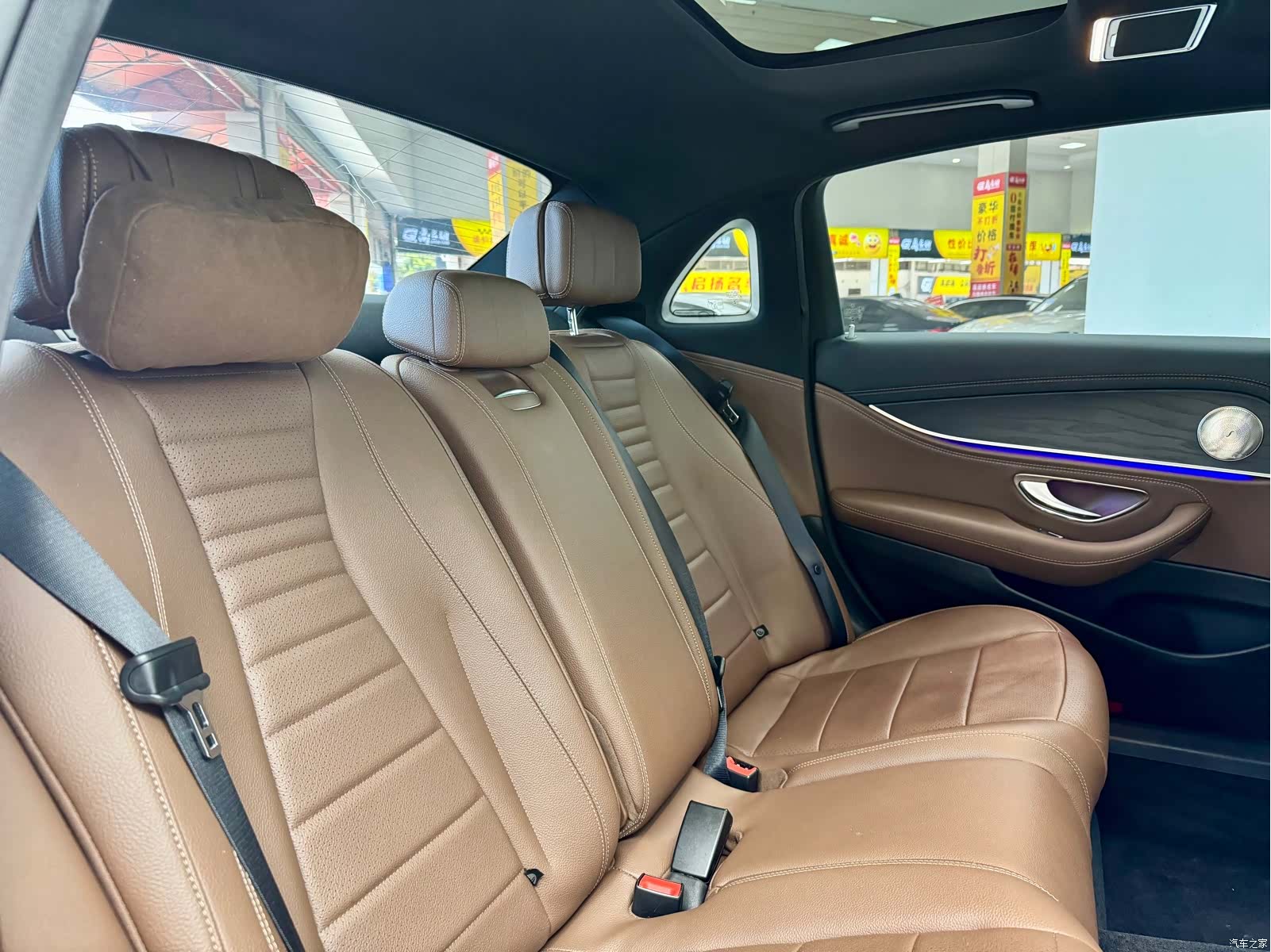 Mercedes-Benz E-Class, 2022 12