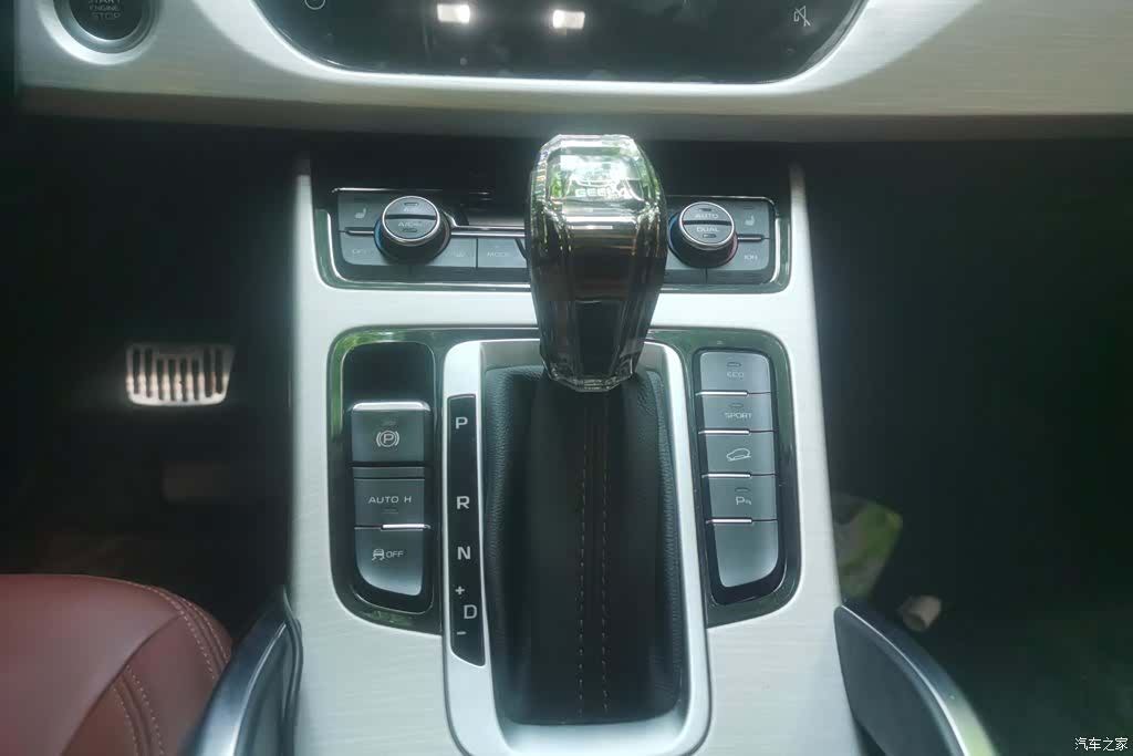 Geely Boyue, 2018 16