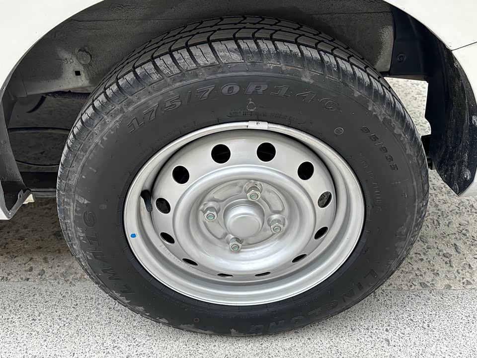 Wuling Wuling Hongguang V