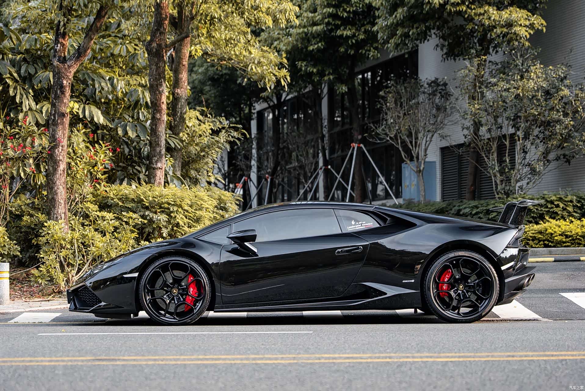 Lamborghini Huracán, 2017 все фото