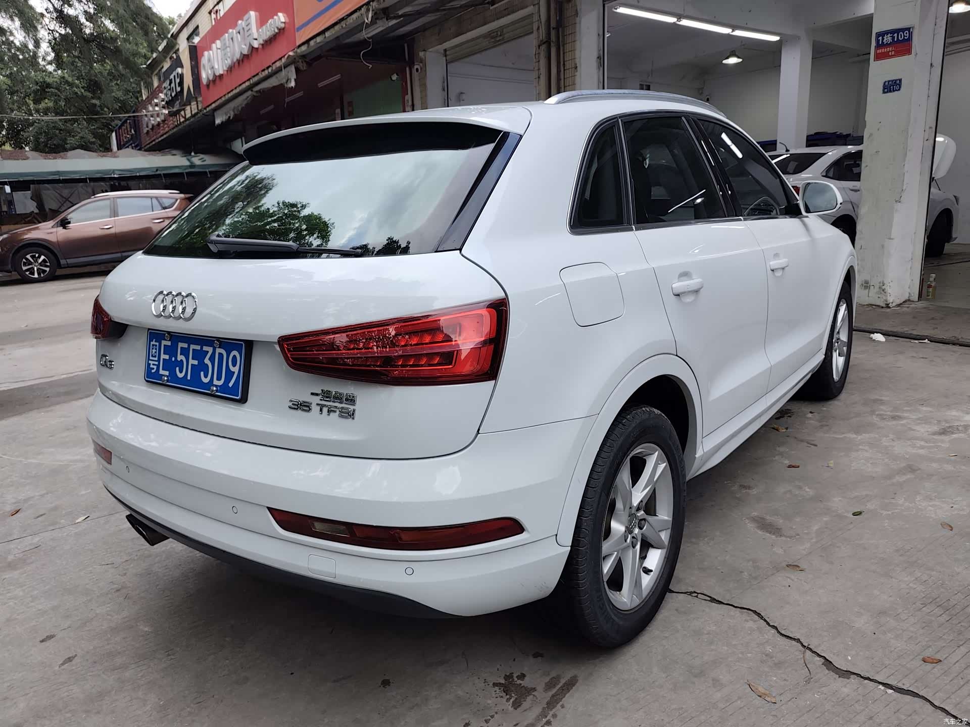 Audi Q3, 2016 9