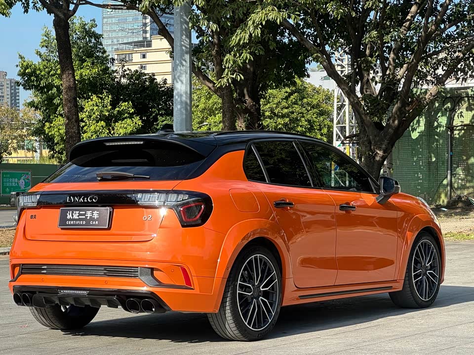 Lynk & Co 02 Hatchback