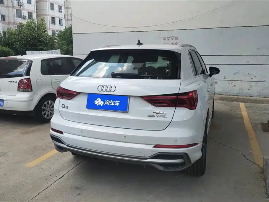 Audi Q3 Audi Q3