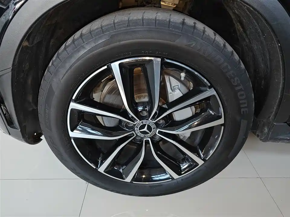 Mercedes-Benz GLC Mercedes-Benz GLC