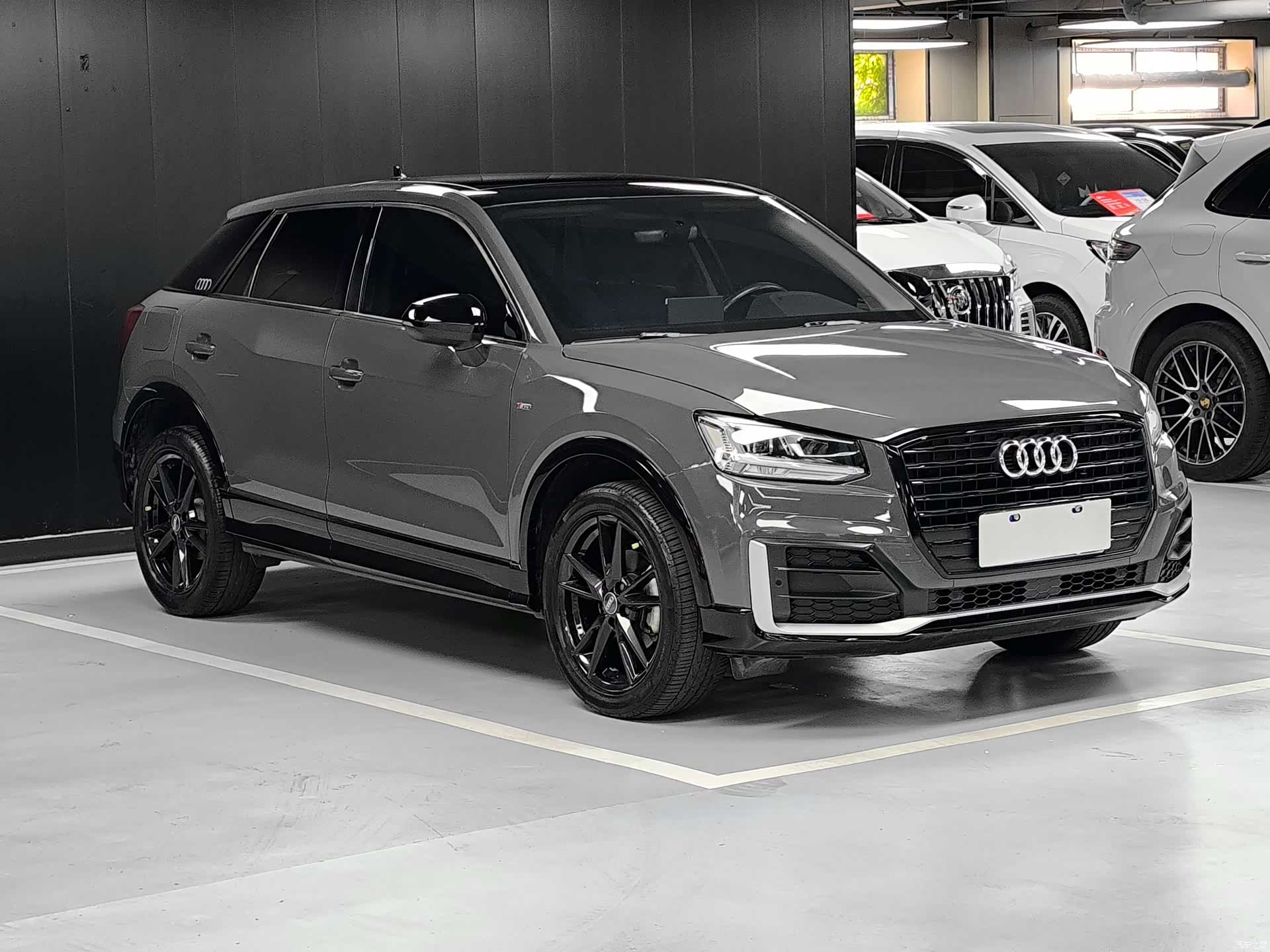 Audi Q2L, 2021 3