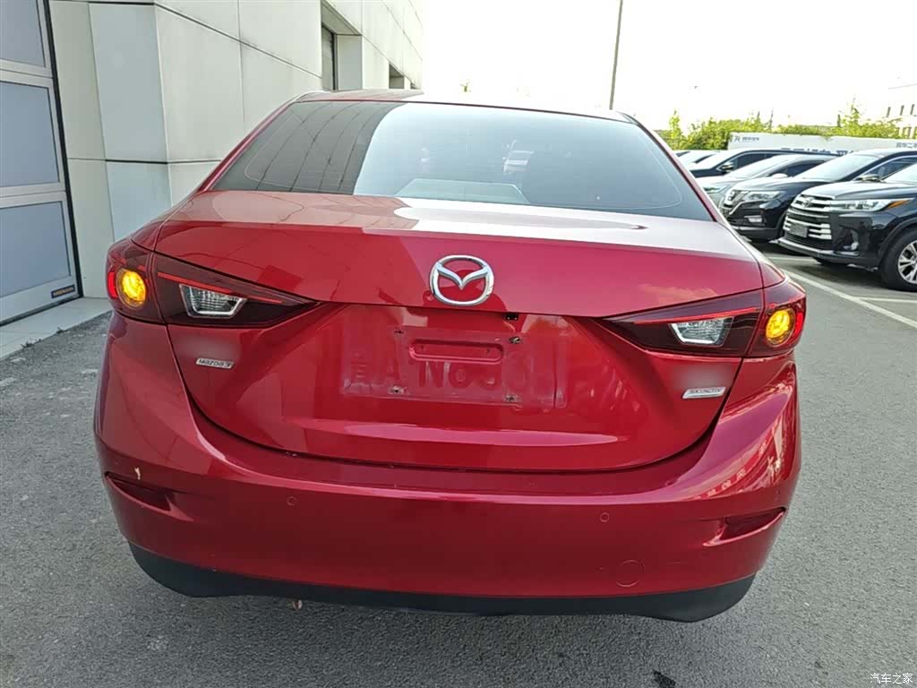 Mazda Mazda3, 2017 6