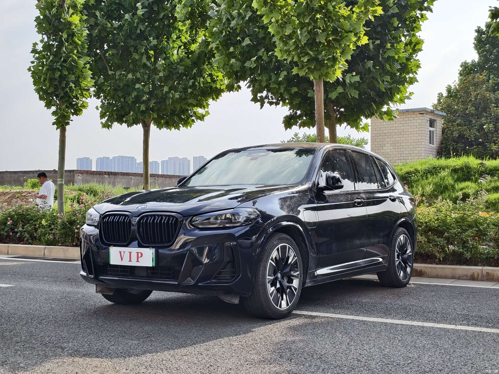 BMW iX3, 2024 1