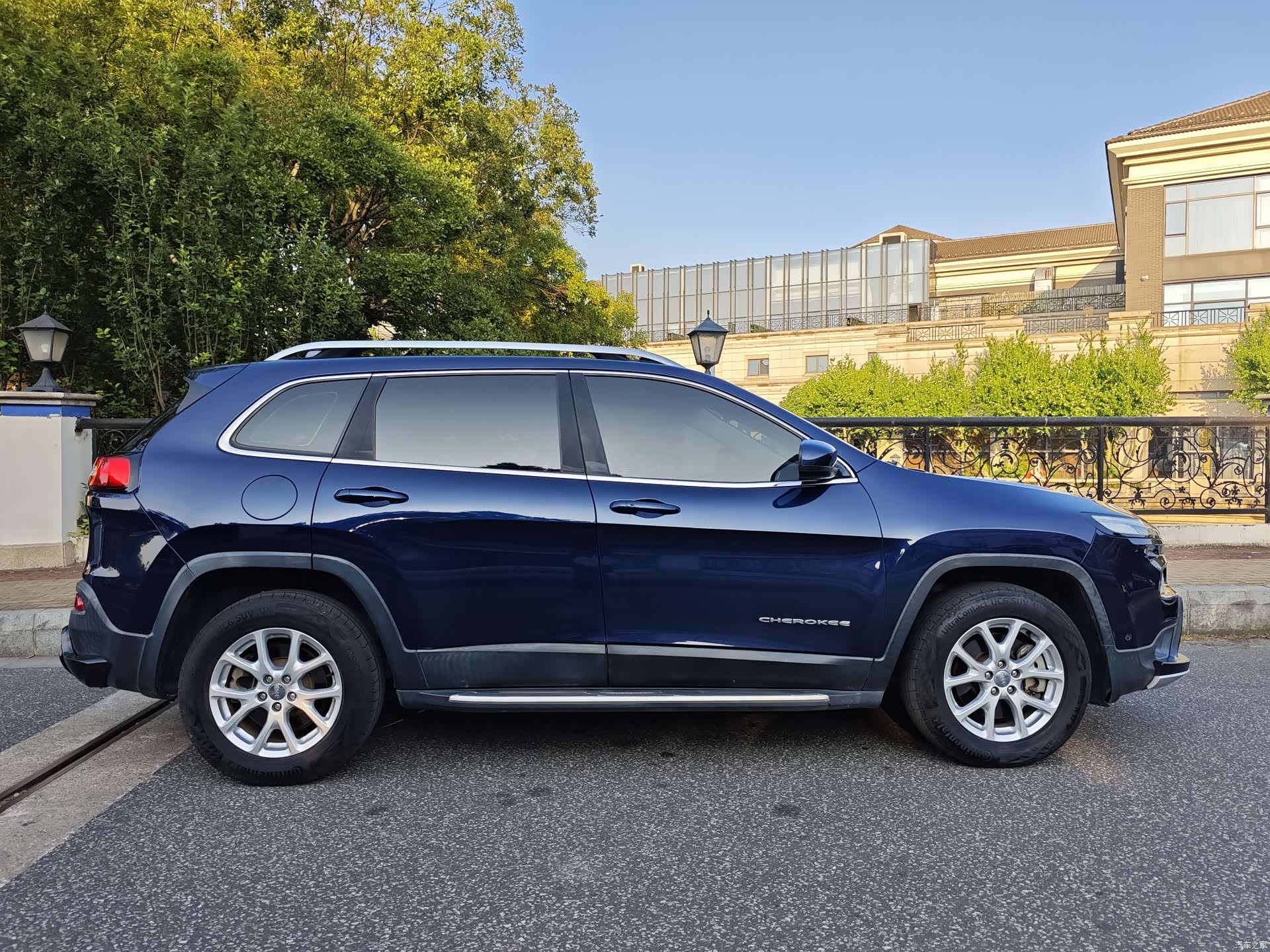 Jeep Cherokee, 2016 4