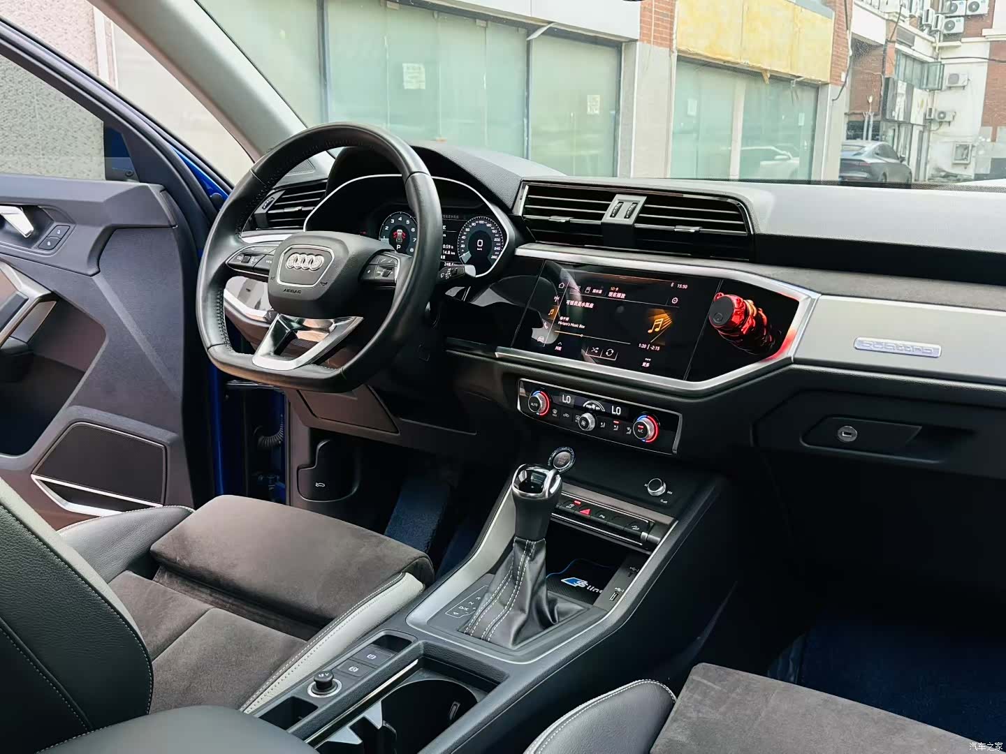 Audi Q3, 2019 12