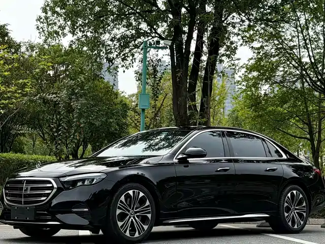 Mercedes-Benz E-Class 2025 — купить из Китая под заказ